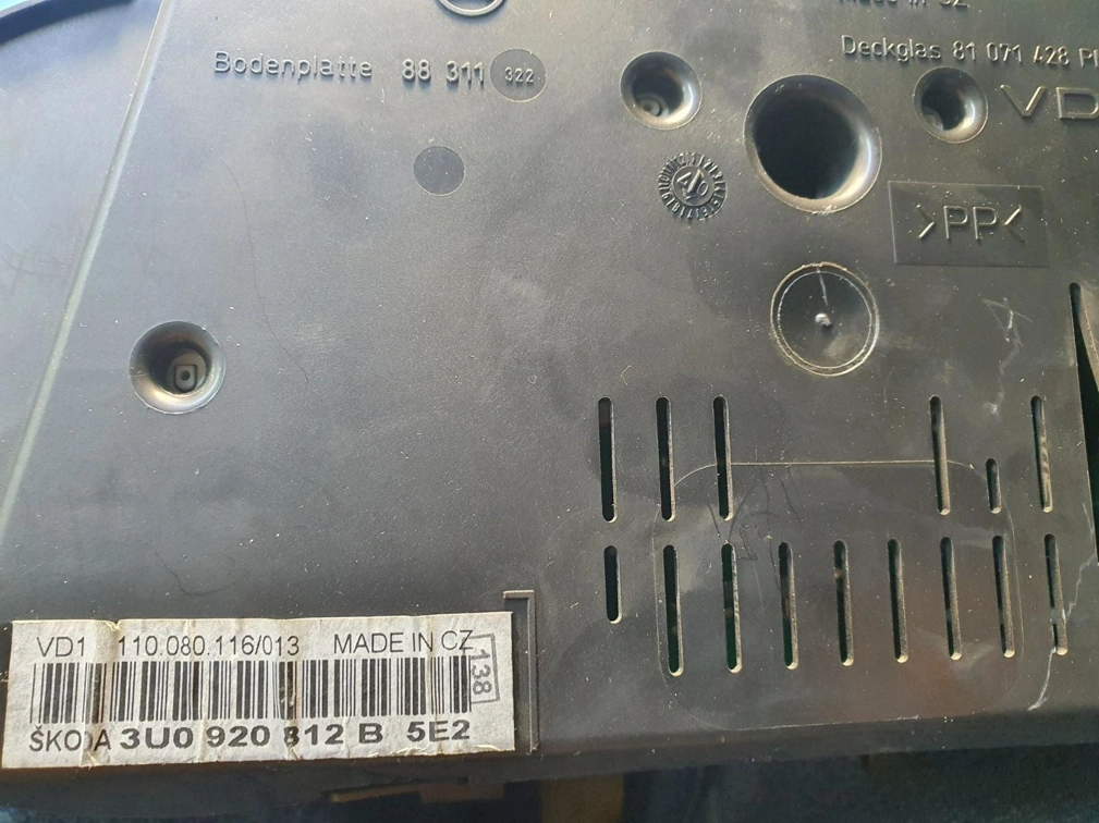 3U0920812B 110080116013 VDO DASH SKODA SUPERB 2007Y 93C86 16BIT CRIPTO MTgearbox EEP.7z